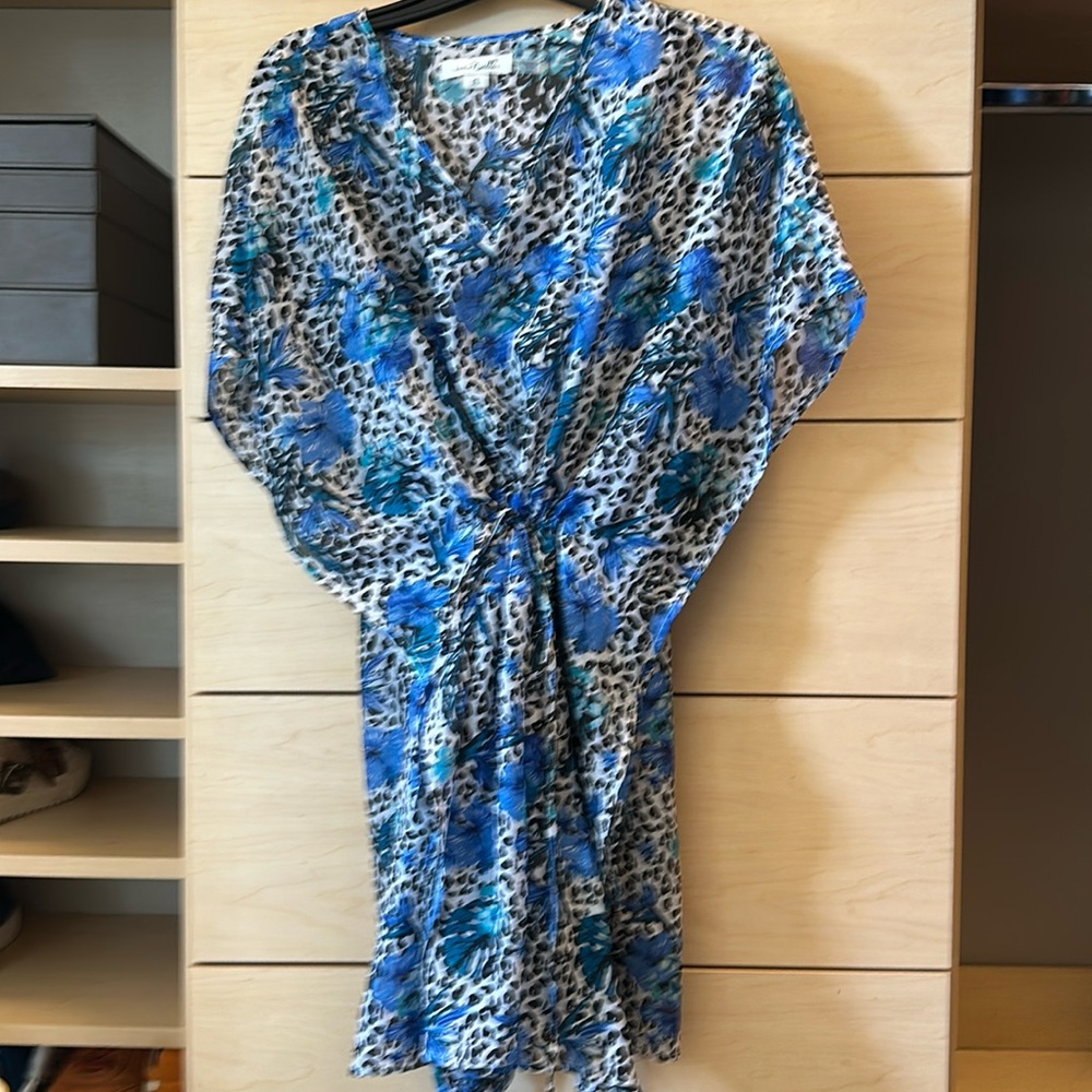Drawstring navy and black swim coverup size 4
